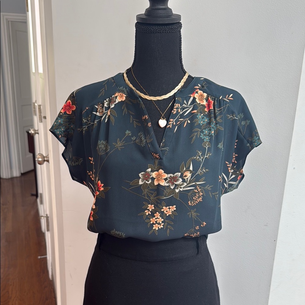 Banana Republic Blue Flutter Sleeve Crop Top